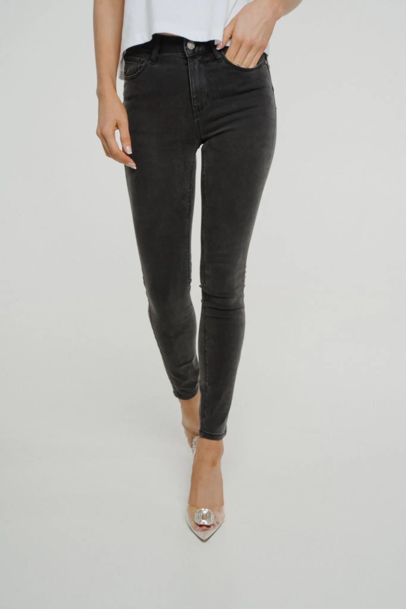 Cindy Skinny Jean In Grey