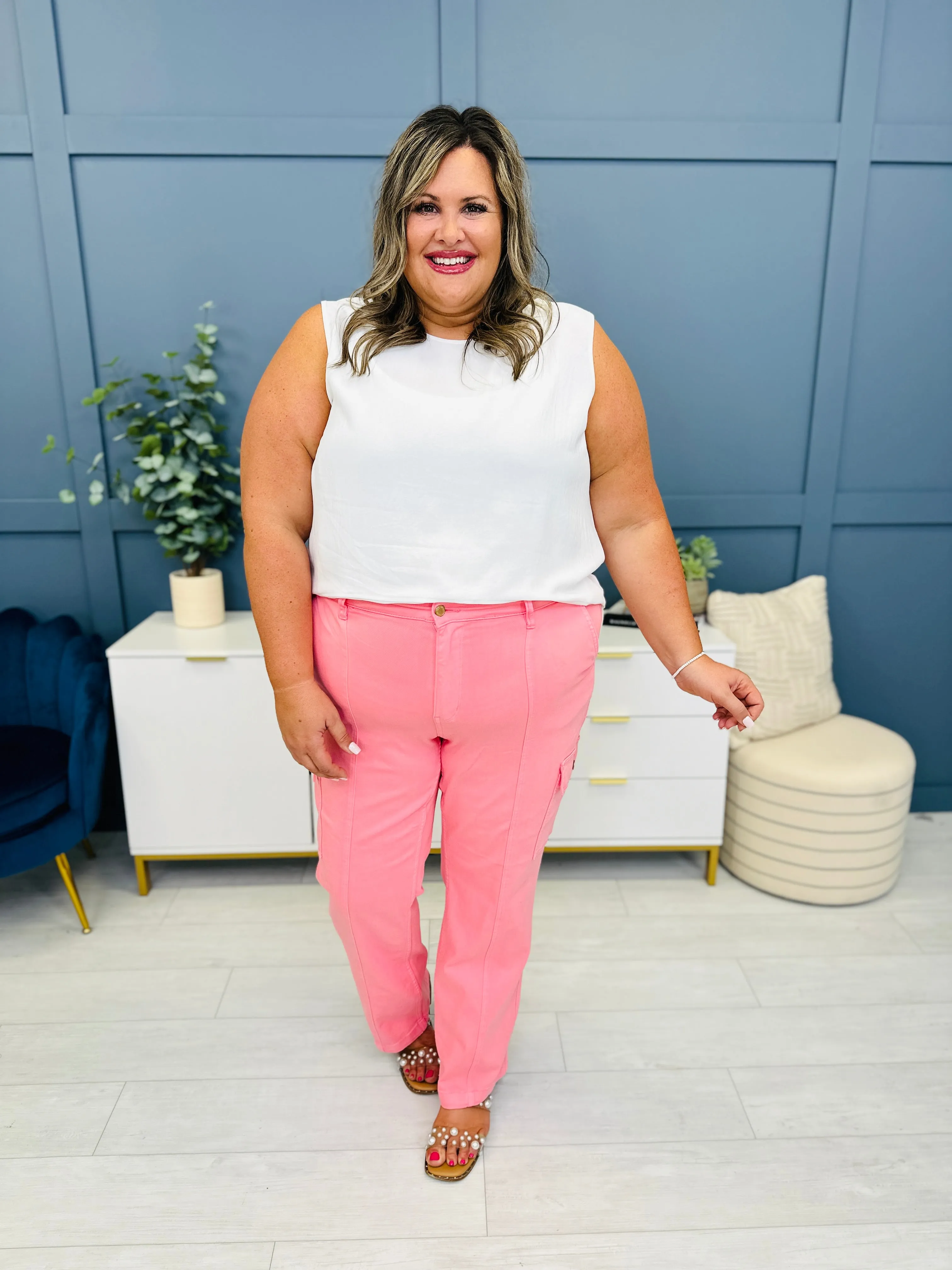 Judy Blue Tickled Pink Straight Leg Cargo Jeans in Reg/Curvy