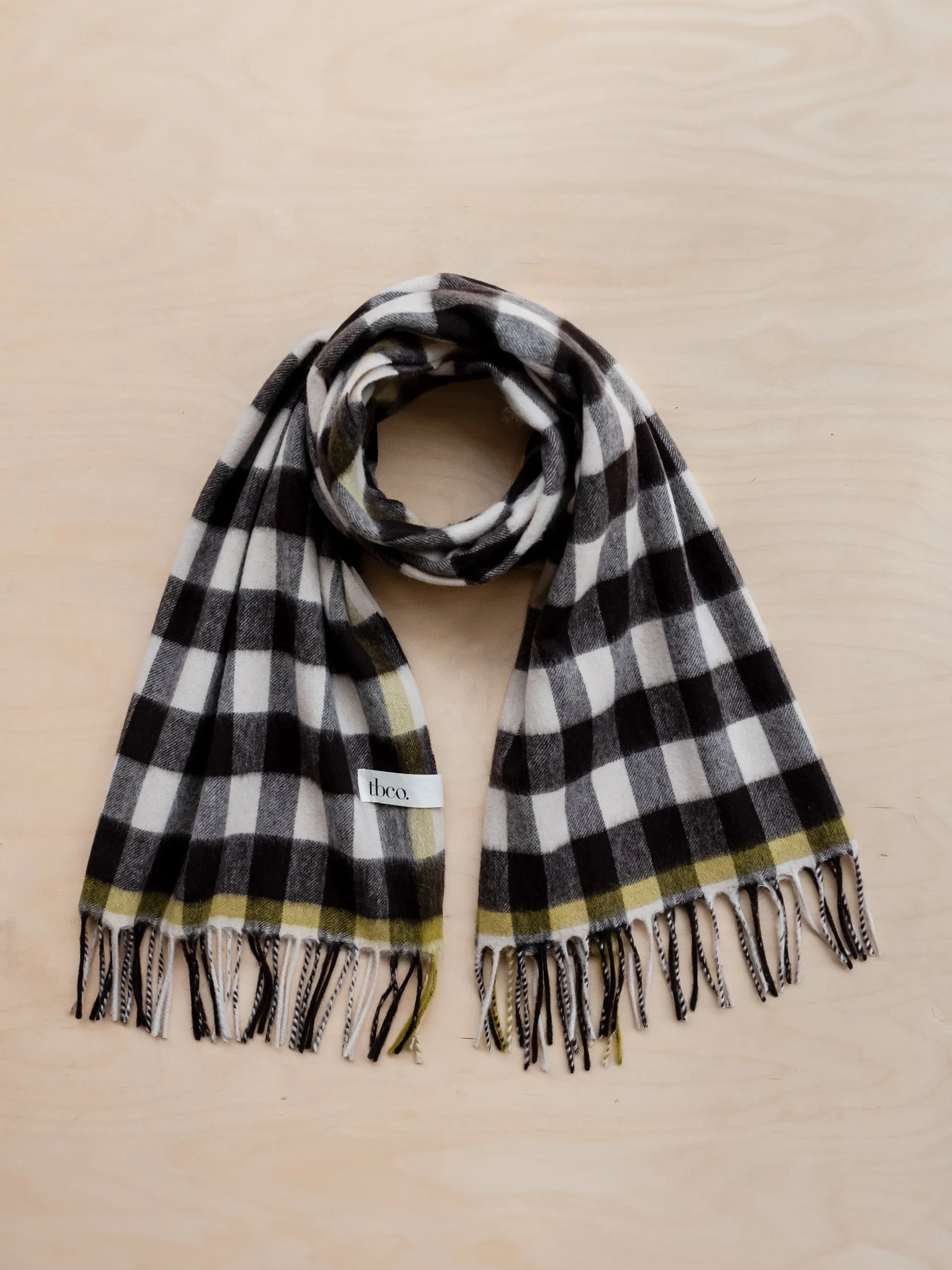 Lambswool blanket scarf in monochrome gingham