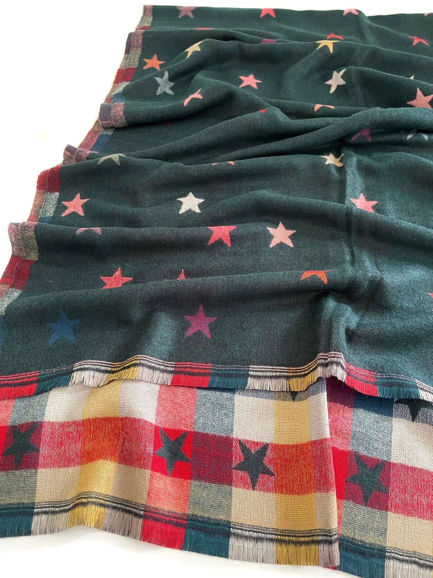 LARGE GREEN STAR PRINT REVERSIBLE WINTER SHAWL BLANKET SCARF